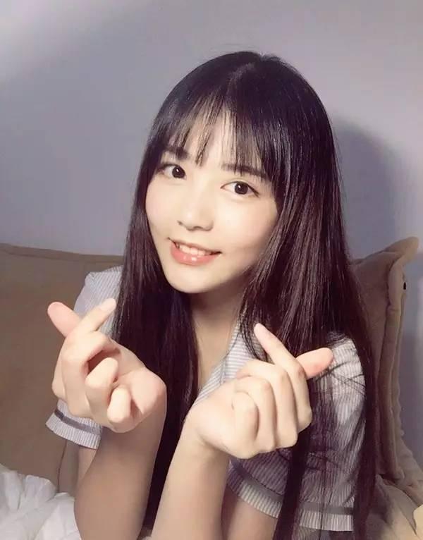 很火的小明星网红,小明星人气爆棚