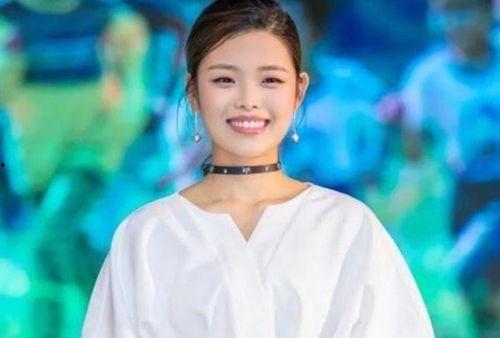 张嘎子的明星网红,从草根到明星网红的逆袭之路
