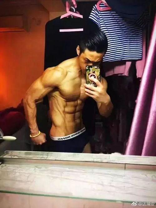 热门吃瓜没腹肌的张张在线,吃瓜达人，腹肌成谜的娱乐圈焦点