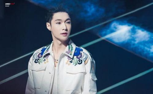 红毯gq盛典男明星网红,男明星与网红的璀璨对决