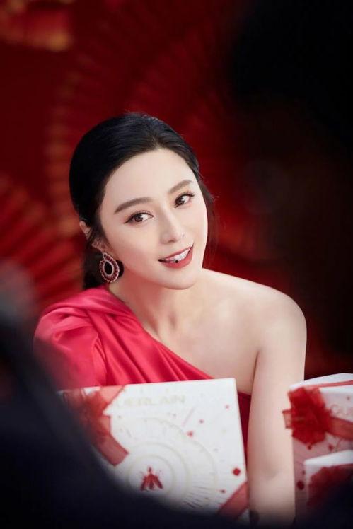 明星网红贴钻妆容,明星网红的奢华贴钻妆容揭秘