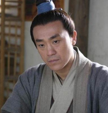 何冰主演的电视剧,演绎时代变迁的戏剧人生