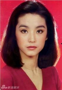小说明星网红对比照,跨越时空的颜值对决
