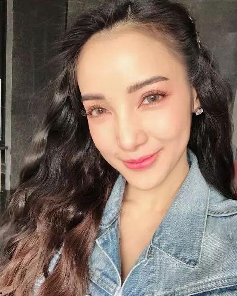 网曝门中的明星网红,揭秘明星网红的隐私危机