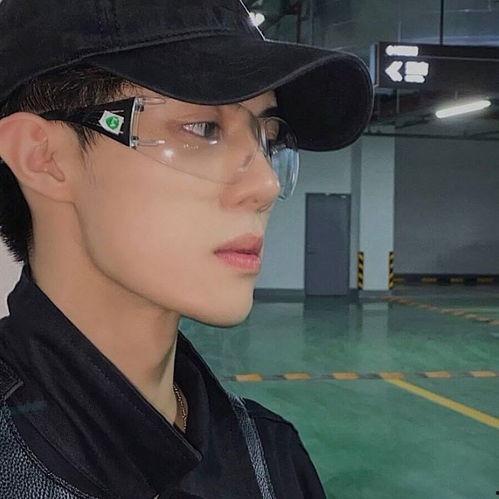 超级网红明星网图头像男,揭秘超级网红明星网图头像男生