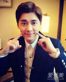 好多人想当明星网红,揭秘网红热潮背后的全民狂欢