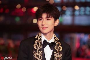王源热门话题,从青春偶像到全能艺人，热门话题背后的成长轨迹
